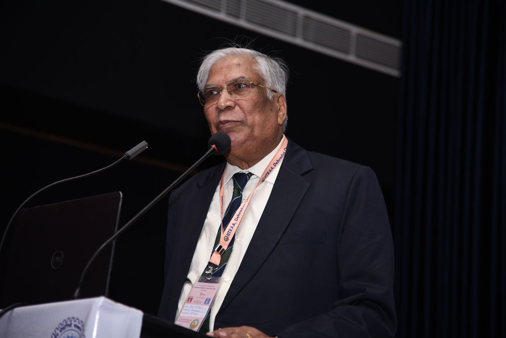 Prof. M.P.Jain, President, IITRAA Dehradun Chapter addressing the august gathering